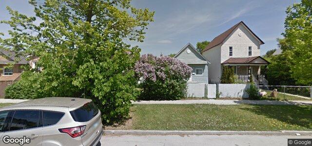 Larawan ng 829 Stella Avenue sa Winnipeg, Manitoba