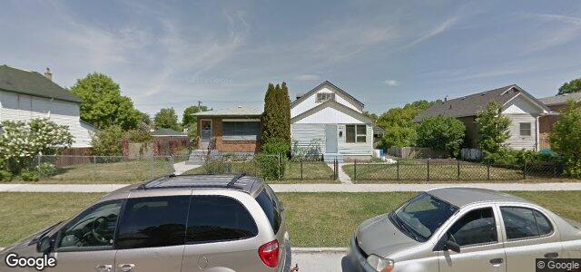 Photo of 845 Stella Avenue in Winnipeg, Manitoba