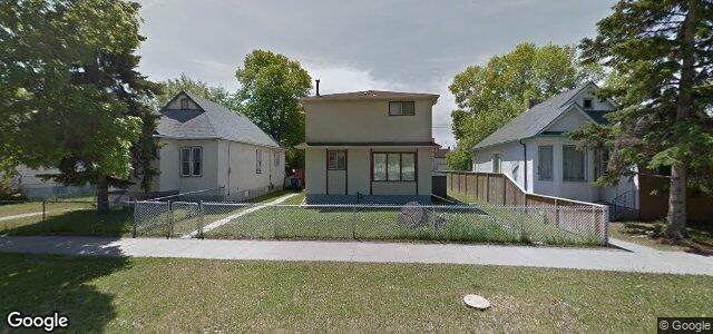 852 Stella Avenue（加拿大曼尼托巴省温尼伯市）房屋照片