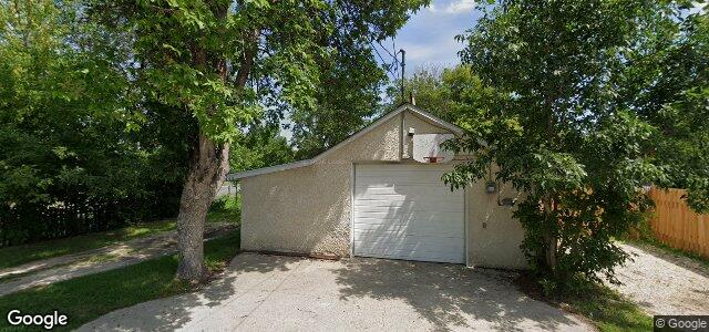 Larawan ng 860 Flora Avenue sa Winnipeg, Manitoba