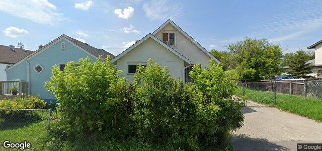 Larawan ng 926 Selkirk Avenue sa Winnipeg, Manitoba