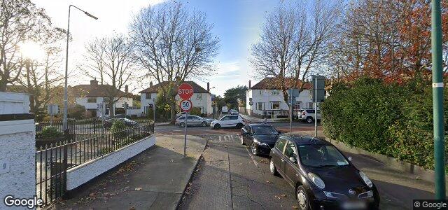 Larawan ng Stella Avenue sa Winnipeg, Manitoba
