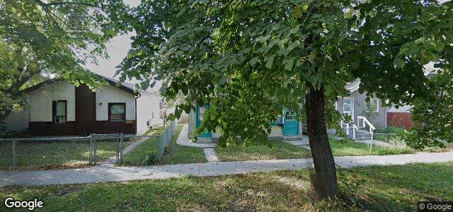 Photo of 550 Doucet Street in Winnipeg, Manitoba