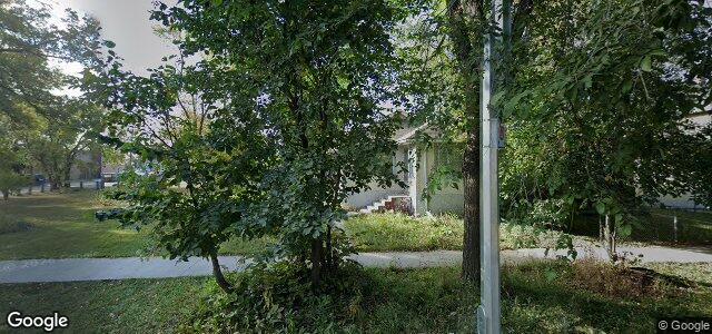 Larawan ng 556 Doucet Street sa Winnipeg, Manitoba