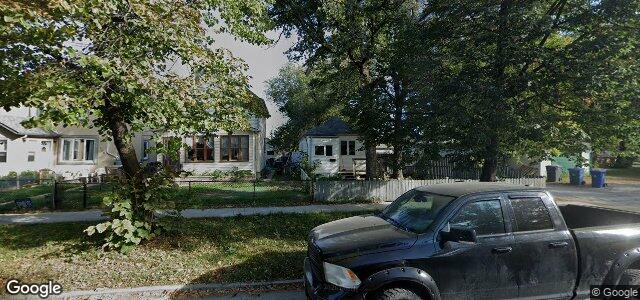 Larawan ng 557 Doucet Street sa Winnipeg, Manitoba