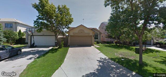 Larawan ng 116 Eaglemere Drive sa Winnipeg, Manitoba