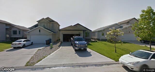 Larawan ng 174 Golden Eagle Drive sa Winnipeg, Manitoba