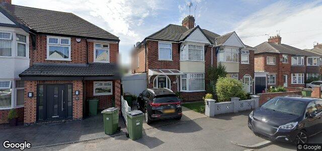 Larawan ng 18 Kirkland Road sa Winnipeg, Manitoba