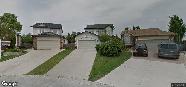 Larawan ng 19 Walter Piper Grove sa Winnipeg, Manitoba