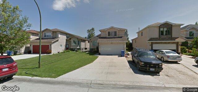 Larawan ng 208 Eaglemere Drive sa Winnipeg, Manitoba