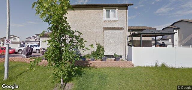 Larawan ng 211 Golden Eagle Drive sa Winnipeg, Manitoba