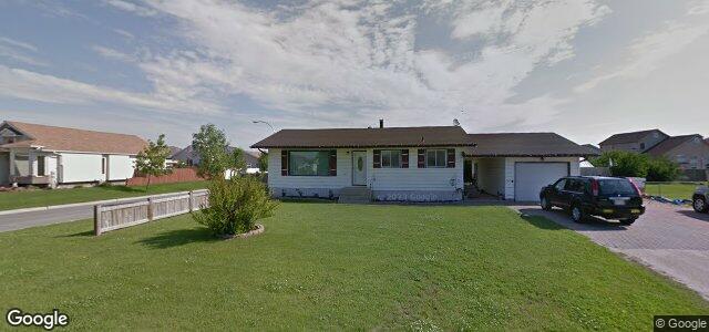 Larawan ng 215 Crozier Avenue sa Winnipeg, Manitoba