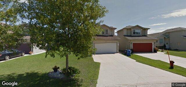 Larawan ng 216 Eaglemere Drive sa Winnipeg, Manitoba