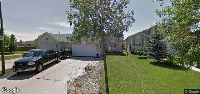Larawan ng 243 Eaglemere Drive sa Winnipeg, Manitoba