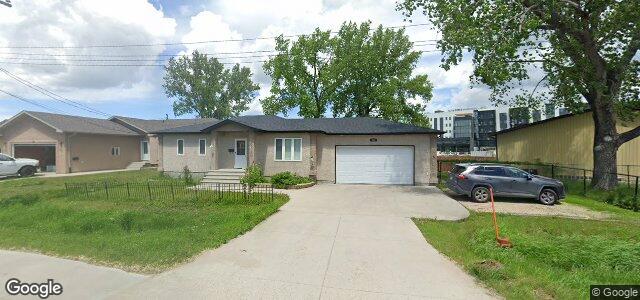 Larawan ng 243 Grassie Boulevard sa Winnipeg, Manitoba