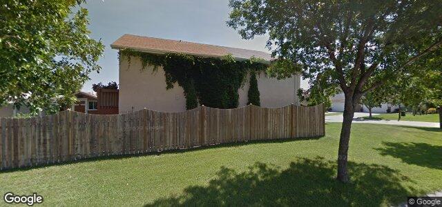 Larawan ng 274 Eaglemere Drive sa Winnipeg, Manitoba