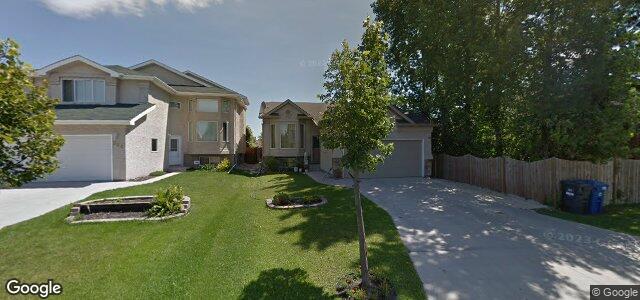 Larawan ng 300 Eaglemere Drive sa Winnipeg, Manitoba