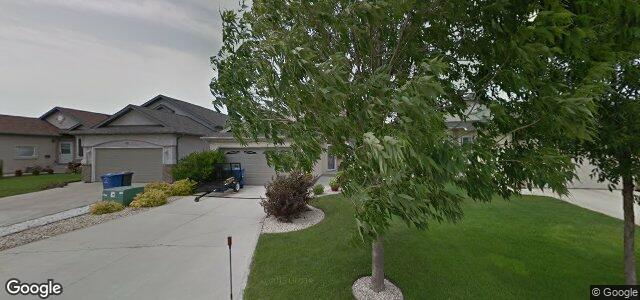 Larawan ng 51 Walter Piper Grove sa Winnipeg, Manitoba