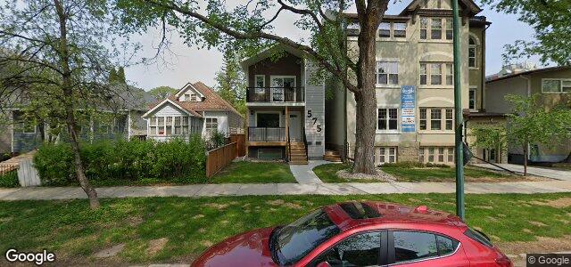 Larawan ng 575 Warsaw Avenue sa Winnipeg, Manitoba