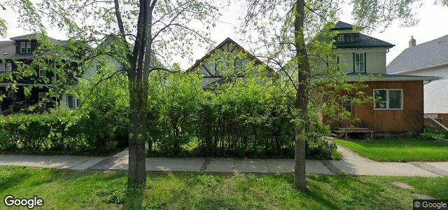 592 Warsaw Avenue（加拿大曼尼托巴省溫尼伯市）房屋照片