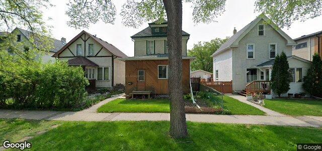 Larawan ng 594 Warsaw Avenue sa Winnipeg, Manitoba