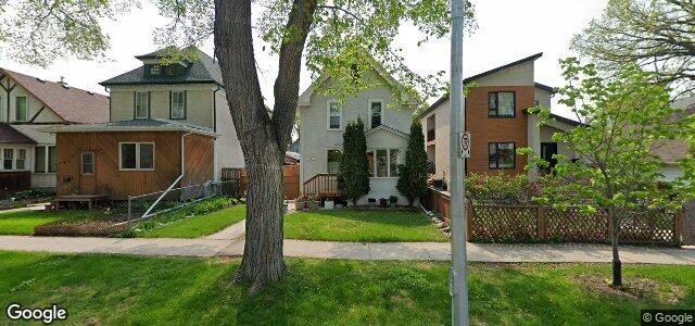 Larawan ng 596 Warsaw Avenue sa Winnipeg, Manitoba