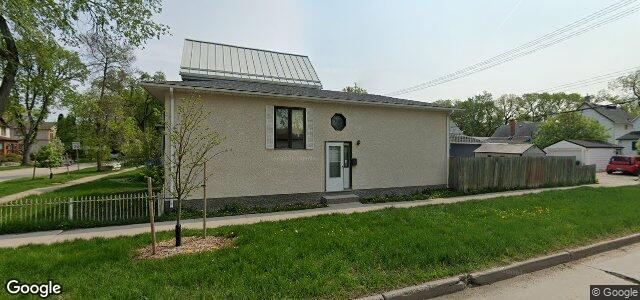 Larawan ng 608 Warsaw Avenue sa Winnipeg, Manitoba