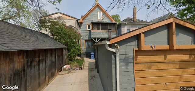 Larawan ng 650 Warsaw Avenue sa Winnipeg, Manitoba