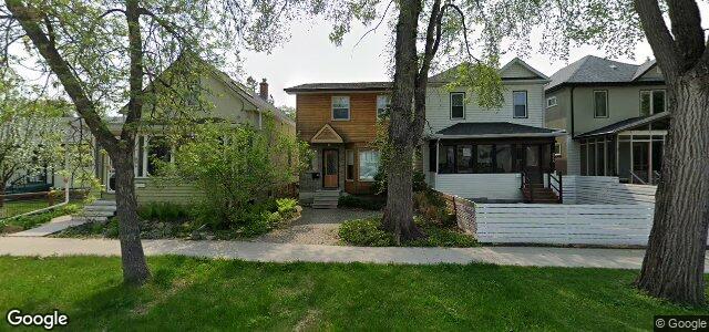 Larawan ng 666 Mulvey Avenue sa Winnipeg, Manitoba