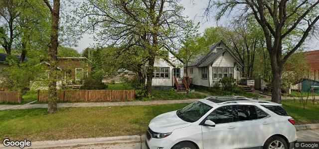 Larawan ng 675 Lorette Avenue sa Winnipeg, Manitoba