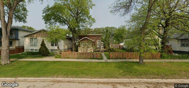 Larawan ng 679 Lorette Avenue sa Winnipeg, Manitoba