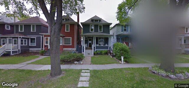 Larawan ng 686 Warsaw Avenue sa Winnipeg, Manitoba
