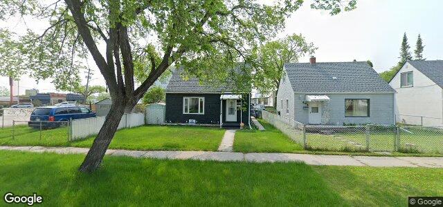 Larawan ng 690 Lorette Avenue sa Winnipeg, Manitoba