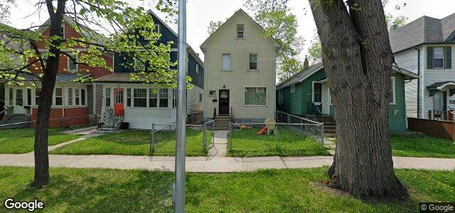Larawan ng 698 Mulvey Avenue sa Winnipeg, Manitoba