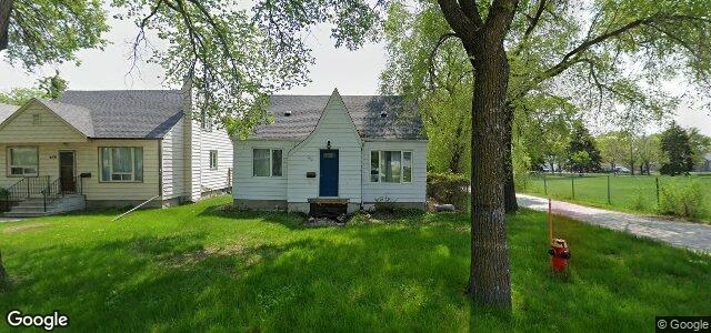 Larawan ng 700 Dudley Avenue sa Winnipeg, Manitoba
