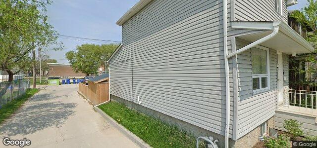 Larawan ng 703 Dudley Avenue sa Winnipeg, Manitoba