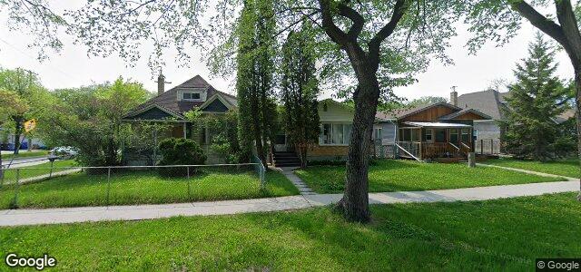 Larawan ng 716 Warsaw Avenue sa Winnipeg, Manitoba