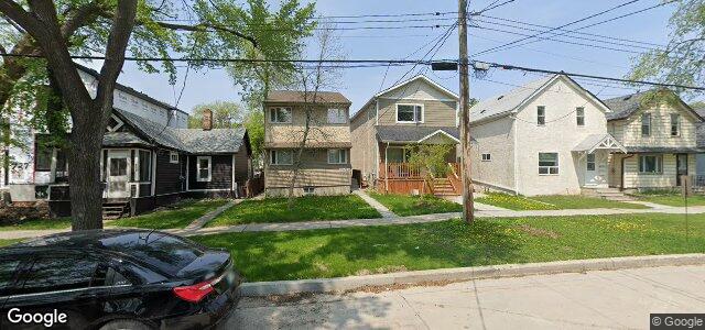 Larawan ng 721 Scotland Avenue sa Winnipeg, Manitoba