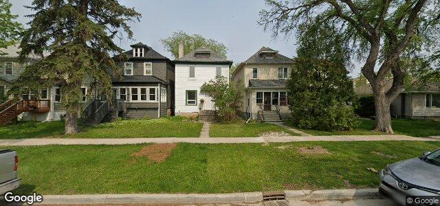 Larawan ng 721 Warsaw Avenue sa Winnipeg, Manitoba