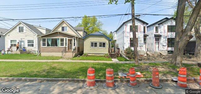 Larawan ng 731 Scotland Avenue sa Winnipeg, Manitoba
