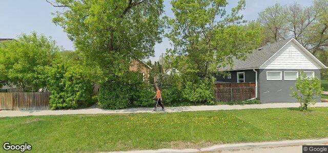 Larawan ng 765 Lorette Avenue sa Winnipeg, Manitoba