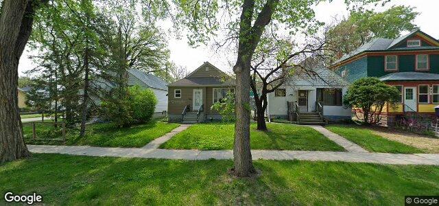 Larawan ng 768 Warsaw Avenue sa Winnipeg, Manitoba