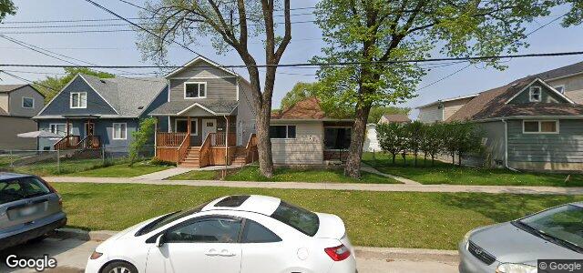 Photo of 771 Scotland Avenue in Winnipeg, Manitoba