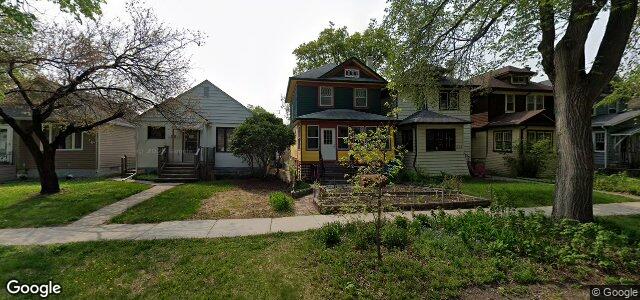 Larawan ng 772 Warsaw Avenue sa Winnipeg, Manitoba