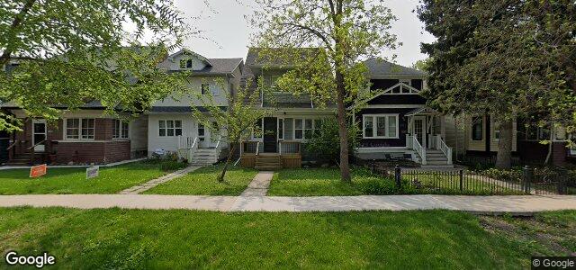 Larawan ng 804 Warsaw Avenue sa Winnipeg, Manitoba