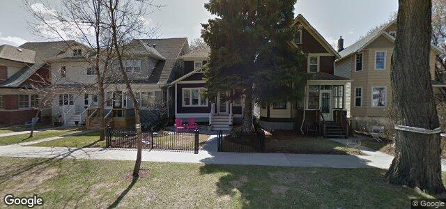 Larawan ng 806 Warsaw Avenue sa Winnipeg, Manitoba