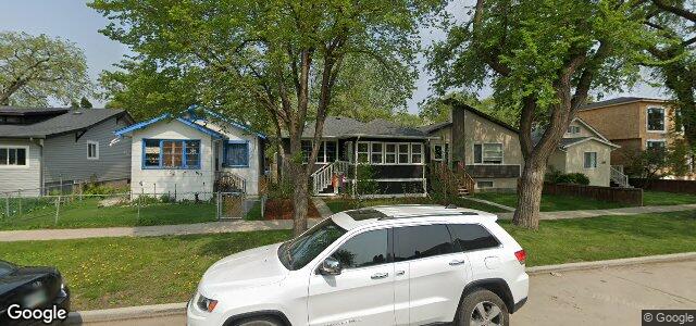 Photo of 813 Garwood Avenue in Winnipeg, Manitoba