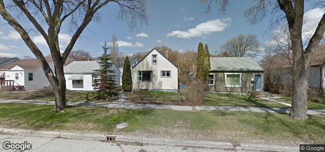Larawan ng 821 Lorette Avenue sa Winnipeg, Manitoba