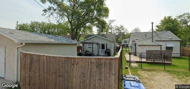 Larawan ng 849 Lorette Avenue sa Winnipeg, Manitoba