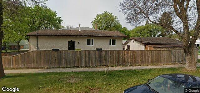 Larawan ng 857 Scotland Avenue sa Winnipeg, Manitoba